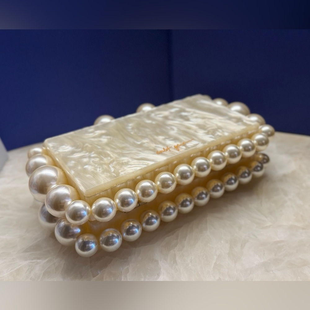 Cult Gaia Eos Pearl Box Clutch - Picture 9 of 16